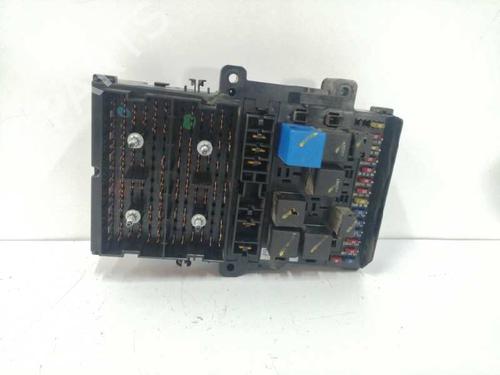 Used Fuse box Fuse box CHRYSLER VOYAGER / GRAND VOYAGER III (GS_, NS_) [1992-2001] 8240221 8240221