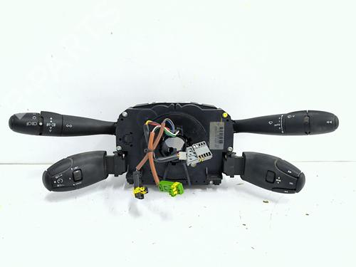 Used Switch Switch PEUGEOT 407 (6D_) 2.0 HDi 135 (6DRHRH, 6DRHRE, 6DRHRG, 6DRHRJ) (136 hp) 33939157 33939157