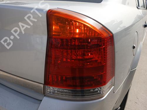 Used Right taillight Right taillight OPEL VECTRA C (Z02) 2.0 DTI 16V (F69) (101 hp) 33977452 33977452