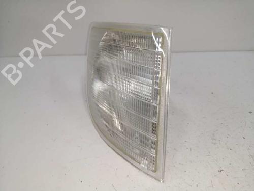 Used Right front indicator MERCEDES-BENZ VITO Van (W638) [1997-2003]  8322954