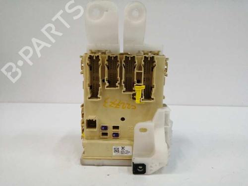 Used Fuse box Fuse box TOYOTA AURIS Estate (_E18_) 1.8 Hybrid (ZWE186_, ZWE186R, ZWE186H) (136 hp) 8166306 8166306