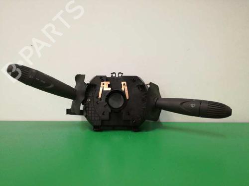 Used Switch FIAT DOBLO MPV (119_, 223_) 1.3 JTD (75 hp) 4678512