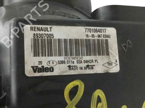 Right headlight RENAULT MEGANE II (BM0/1_, CM0/1_) 1.9 dCi (BM0G, CM0G) | BP23577089C29