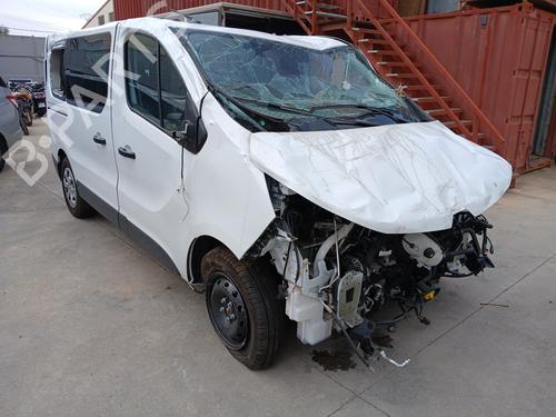 Brugte RENAULT TRAFIC III Bus (JG_) 2.0 dCi 150 (JGMU) (150 hp) 3496026
