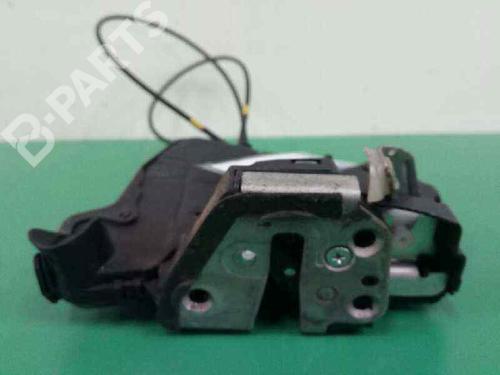 Serrure avant droite TOYOTA AURIS (_E15_) 1.8 Hybrid (ZWE150_, ZWE150R) (136 hp) 2676425