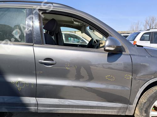 Used Right front door Right front door VW TIGUAN (5N_) 2.0 TDI (110 hp) 33437092 33437092