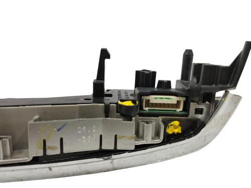 Steering wheel controls MITSUBISHI L200 / TRITON (KJ_, KK_, KL_) 2.2 DI-D | BP13056827E15 