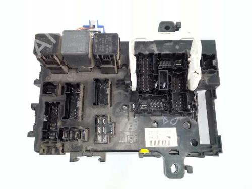 Used Fuse box Fuse box NISSAN TERRANO II (R20) 2.7 TDi 4WD (125 hp) 5230817 5230817