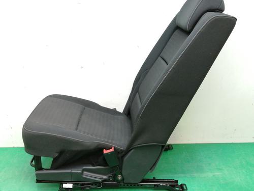 Rear seat (2nd row) TOYOTA VERSO (_R2_) 1.8 (ZGR21_, ZGR21R) | BP11355960I23