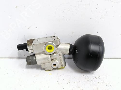 Used Suspension compressor Suspension compressor MERCEDES-BENZ SL (R230) 500 (230.475) (306 hp) 34264137 34264137