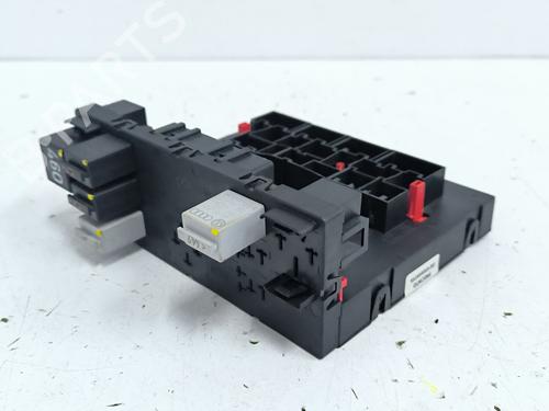 Fuse box VW GOLF V (1K1) 2.0 TDI 16V | BP39147704E1 - Image 3