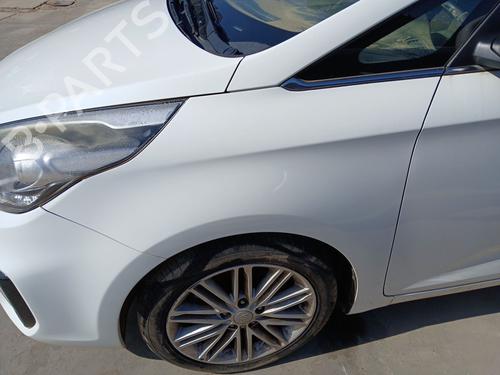 left-front-fenders-kia-carens-iv-2013-36643113 main image