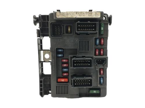 Used Fuse box Fuse box CITROËN C5 I (DC_) 2.0 HDi (DCRHZB, DCRHZE) (109 hp) 16293623 16293623