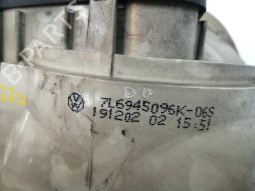 Right taillight VW TOUAREG (7LA, 7L6, 7L7) 5.0 V10 TDI | BP6144551C35