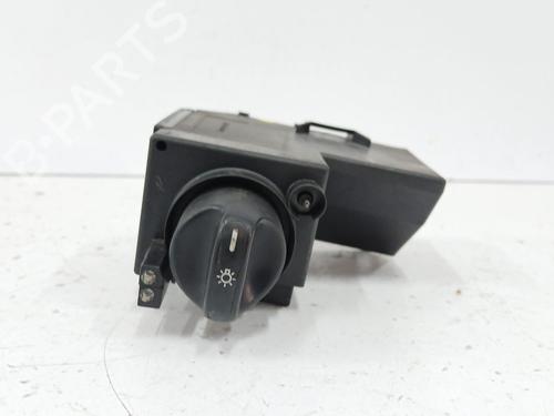 Used Headlight switch Headlight switch 37417738 37417738