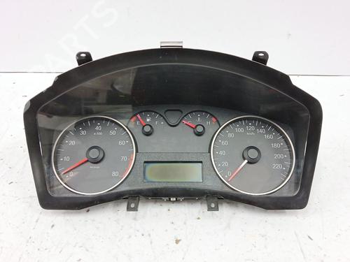 Used Instrument cluster FIAT STILO (192_) 1.8 16V (192AXC1A, 192BXC1A) (133 hp) 30749589