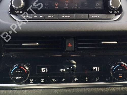 Climate control NISSAN QASHQAI II (J11, J11_) 1.3 DIG-T | BP16824315I5 