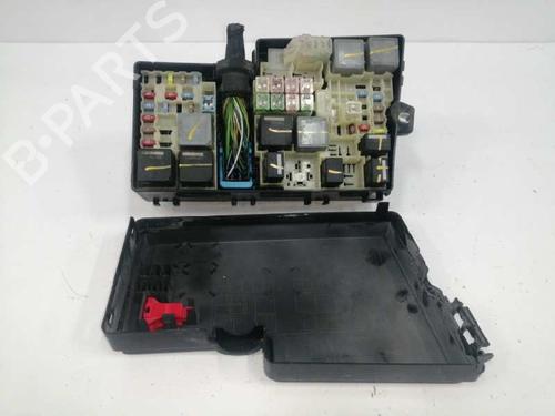 Boîte à Fusibles FORD FOCUS III 1.0 EcoBoost (125 hp) 7534763