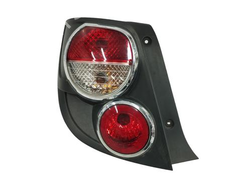 Used Left taillight CHEVROLET AVEO Hatchback (T300) 1.4 (101 hp) 16996626
