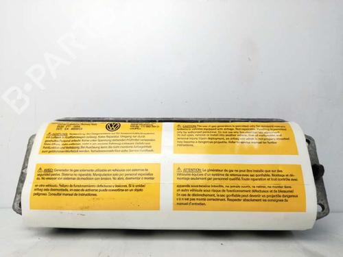 Airbag passager Airbag passager VW TOURAN (1T1, 1T2) 1.9 TDI (105 hp) 8489666 8489666