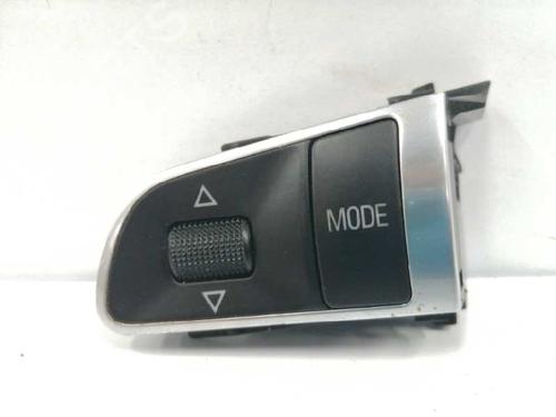 Used Steering wheel controls AUDI Q5 (8RB) [2008-2019]  6801525