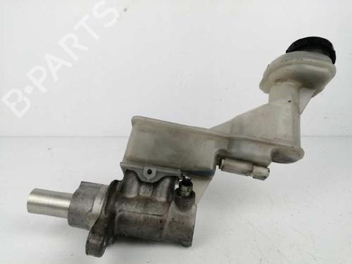 Used Brake master cylinder Brake master cylinder 7116882 7116882