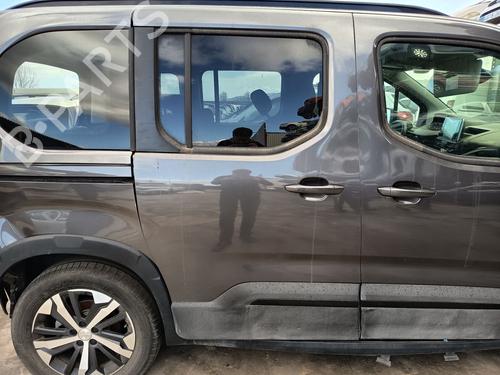 Højre side skydedør Højre side skydedør PEUGEOT RIFTER 1.5 BlueHDi 100 (102 hp) 36074431 36074431