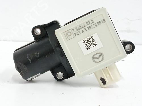 Módulo eletrónico MAZDA CX-30 (DM) SKYACTIV-G M Hybrid (122 hp) 28705489