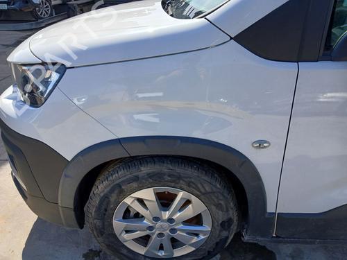 left-front-fenders-peugeot-rifter-2018-33048484 main image