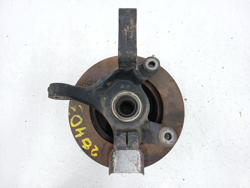 Used Left front steering knuckle Left front steering knuckle MERCEDES-BENZ VITO Bus (W638) 110 TD 2.3 (638.174) (98 hp) 33198814 33198814