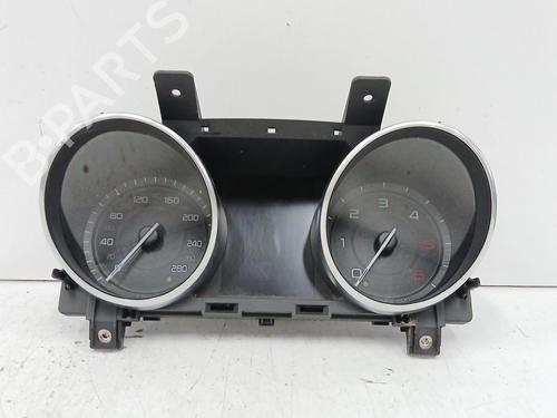 Compteur de vitesse JAGUAR XE (X760) 2.0 D (180 hp) 32280879