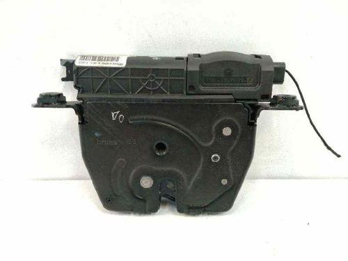 Used Tailgate lock PEUGEOT 206 Hatchback (2A/C) 1.9 D (69 hp) 6111528