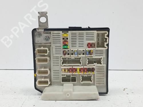 fuse-box-renault-scenic-ii-jm01_-2003-2004-2005-2006-2007-2008-2009-2010-30152870 main image
