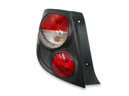 Used Left taillight CHEVROLET AVEO Hatchback (T300) 1.4 (101 hp) 17986922