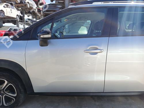 Used Left front door Left front door CITROËN C3 AIRCROSS II (2R_, 2C_) 1.2 PureTech 110 (2RHNZB, 2RHNZW, 2RHNPX, 2RHNPJ) (110 hp) 33660516 33660516