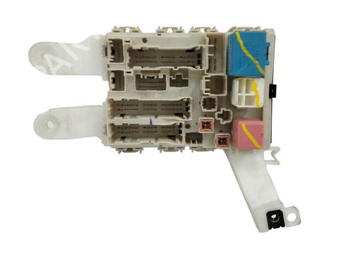 Used Fuse box TOYOTA VERSO (_R2_) 1.6 (ZGR20_, ZGR20R) (132 hp) 16187772