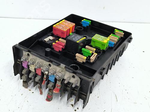 Fuse box SEAT ALTEA (5P1) 1.9 TDI | BP35979949E1 - Image 3