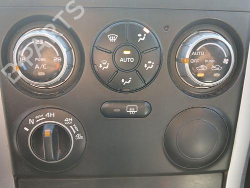 Used Climate control Climate control SUZUKI GRAND VITARA II (JT, TE, TD) 1.9 DDiS All-wheel Drive (JT419, TD44, JB419WD, JB419XD,... (129 hp) 35952081 35952081