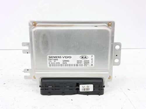 Used Engine control unit (ECU) Engine control unit (ECU) KIA SPORTAGE II (JE_, KM_) 2.0 i 16V (141 hp) 34440217 34440217