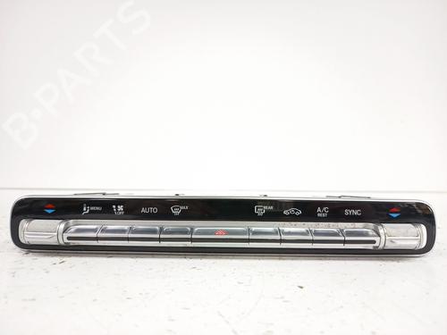 climate-control-mercedes-benz-gle-v167-2018-34611569 main image