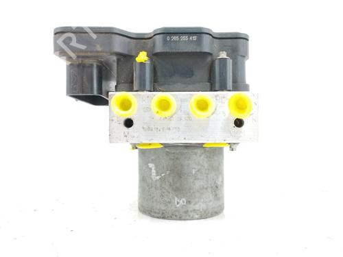 Used ABS pump TOYOTA VERSO (_R2_) 1.8 (ZGR21_, ZGR21R) (147 hp) 11356024