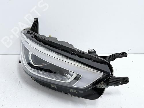 Used Right headlight Right headlight MG MG ZS SUV (AZS1) 1.0 T-GDi (111 hp) 31775630 31775630