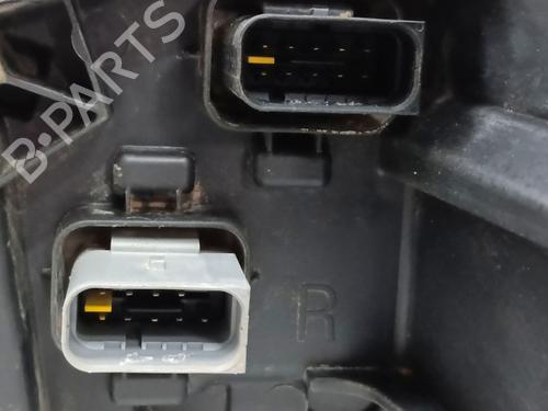 Right headlight PEUGEOT 3008 II SUV (MC_, MR_, MJ_, M4_) Hybrid | BP29587568C29