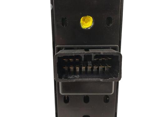 Left front window switch KIA SPORTAGE II (JE_, KM_) 2.0 CRDi | BP16779235I27