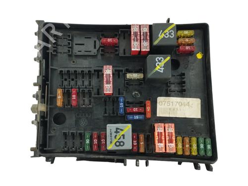 Used Fuse box VW GOLF V (1K1) 2.0 TDI 16V (140 hp) 16923287