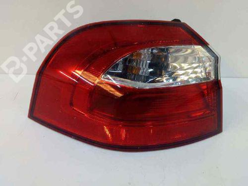 Used Left taillight NISSAN PRIMERA (P11) 2.0 TD (90 hp) 5666101