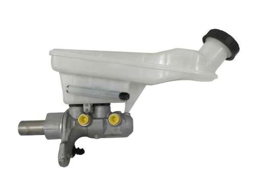Brake master cylinder MERCEDES-BENZ GLA-CLASS (X156) GLA 200 CDI / d (156.908) | BP23960482M77
