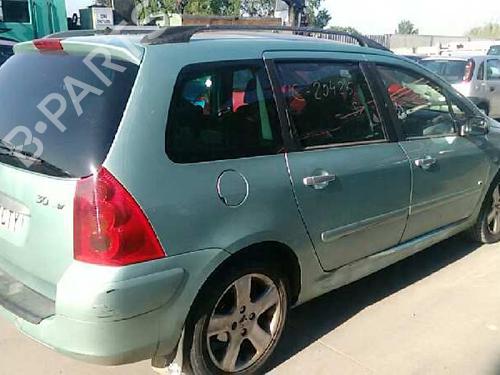 Fuse box PEUGEOT 307 SW (3H) | BP5823840E1