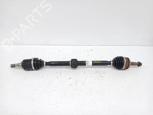 Used Right front driveshaft Right front driveshaft TOYOTA AURIS (_E18_) 1.4 D-4D (NDE180_, NDE180R) (90 hp) 38304088 38304088