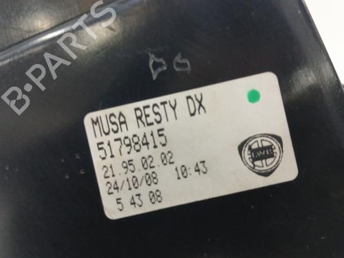 Right taillight LANCIA MUSA (350_) 1.3 D Multijet (350.AXG11, 350.AXG1A) | BP28536836C35